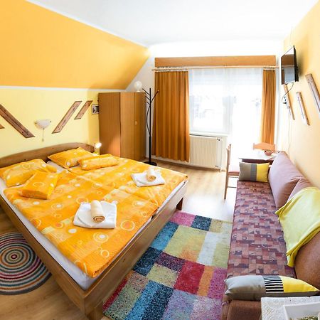 Apartments And Rooms Razen Bohinj Eksteriør bilde
