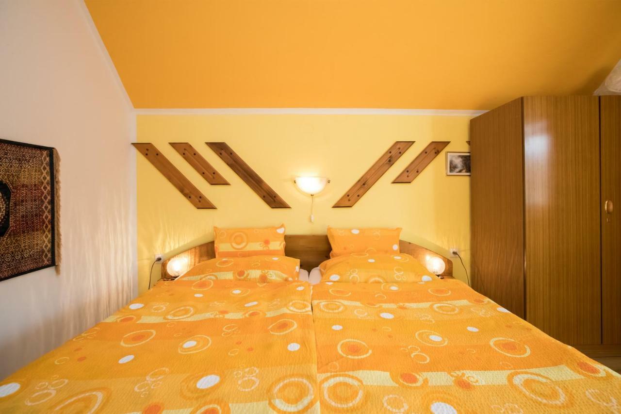 Apartments And Rooms Razen Bohinj Eksteriør bilde